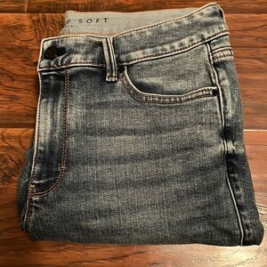 White House Black Market The Everyday Soft Curvy Skinny Ankle Jeans Modern